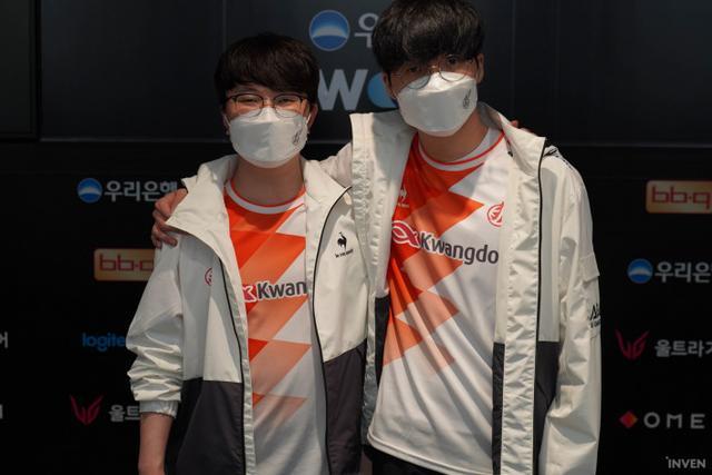 尼费斯在临 尼费斯在临