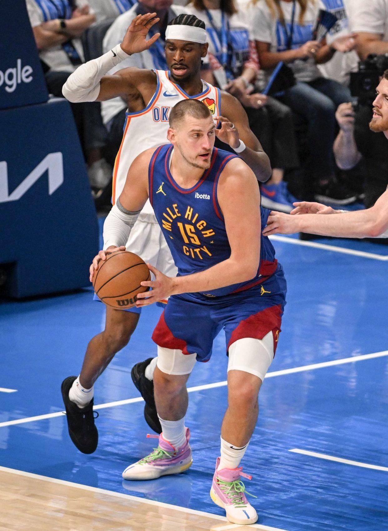 布云朝克特 布云朝克特